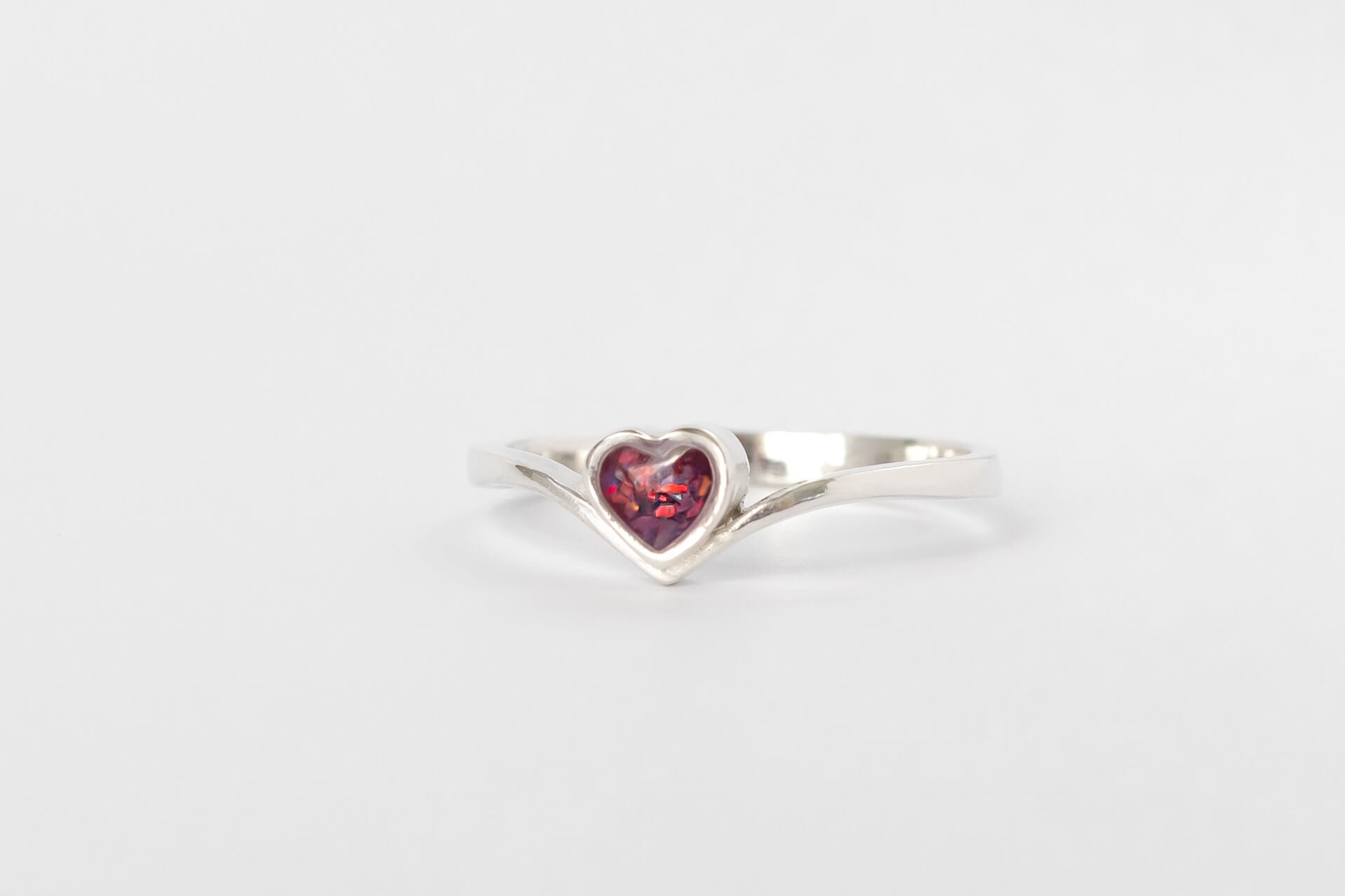 Dainty-Heart-Keepsake-ring