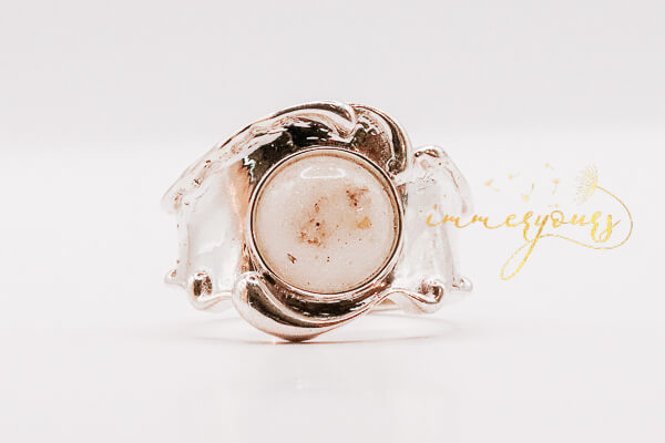 Ashes-into-jewellery