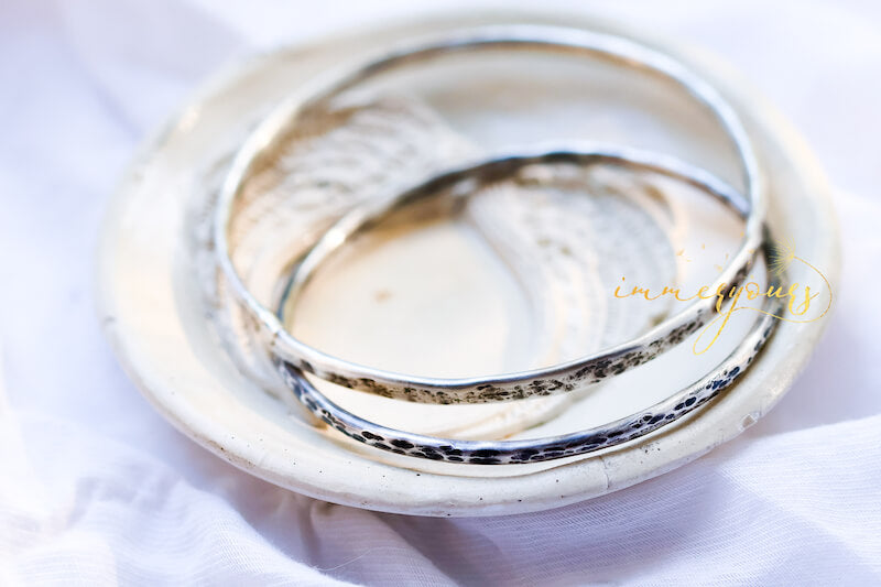 Cremation-Ash-Infused-Metal-Bracelet