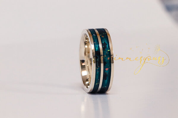 Double-Channel-Ring-Cremation-Ashes