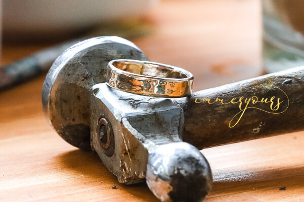 Gold-Ash-Infused-Memorial-Ring -mmeryours-Keepsake-Jewellery