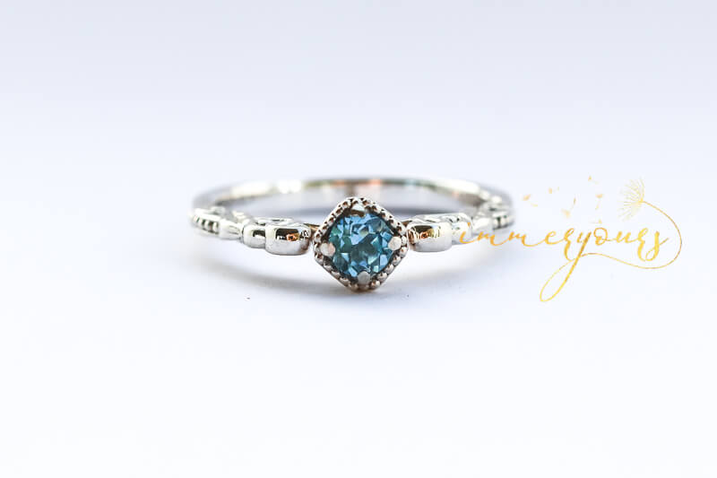 Keepsake JewelleryGemstone-Keepsake-Ring-Topaz-Ashes-5