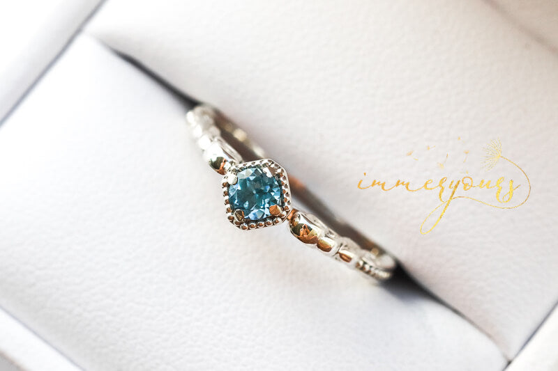 Keepsake JewelleryGemstone-Keepsake-Ring-Topaz-Ashes-6