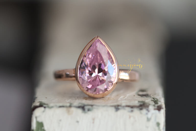 Keepsake-Ring-with-Ashes