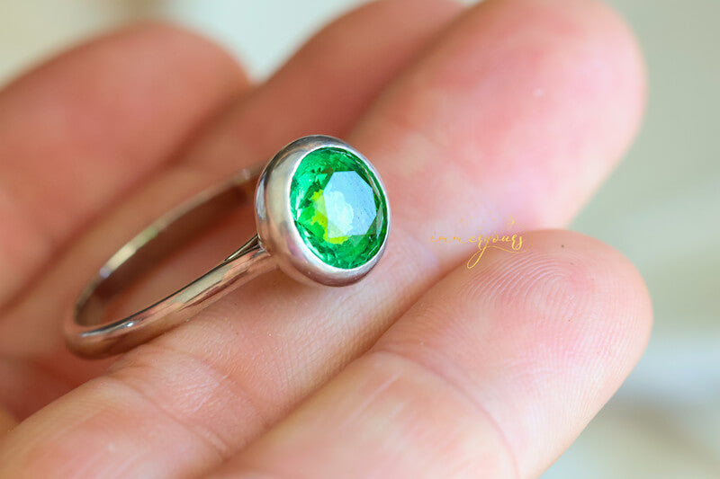 Memorial-Ashes-in-Glass-Jewellery