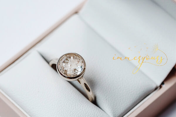 Pet-Memorial-Glass-Jewellery