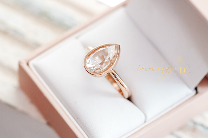 Keepsake-Ring-with-Memorial-Diamond