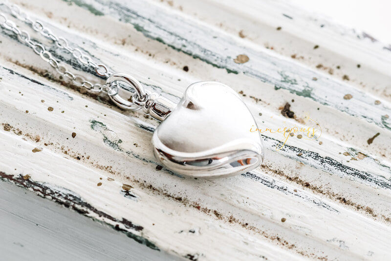 Urn-Pendant-Heart-Shape-Australia