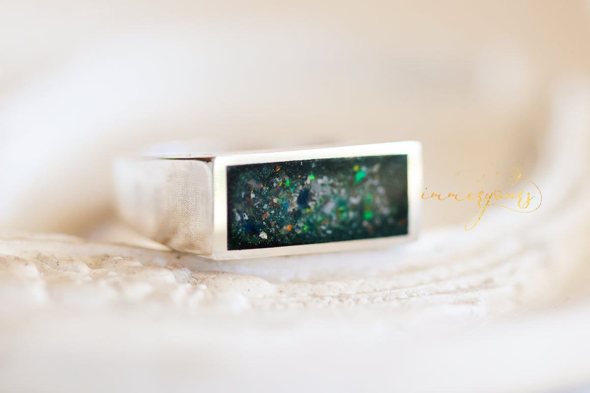 Rune- Slim Signet Ring