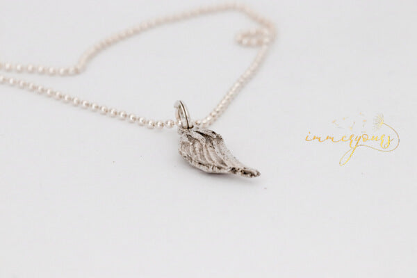 Ash-Infused-Feather-Pendant-7