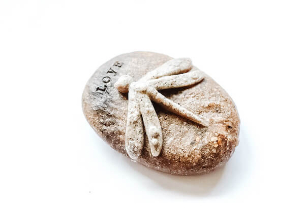 Dragonfly-Comfort-Keepsake-With-Ashes-1