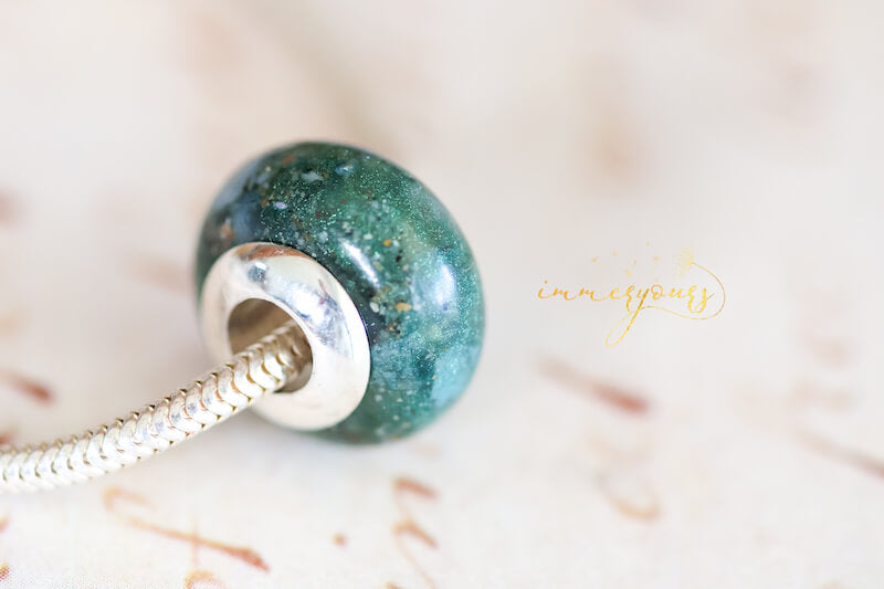 Emerald-keepsake-for-Ashes