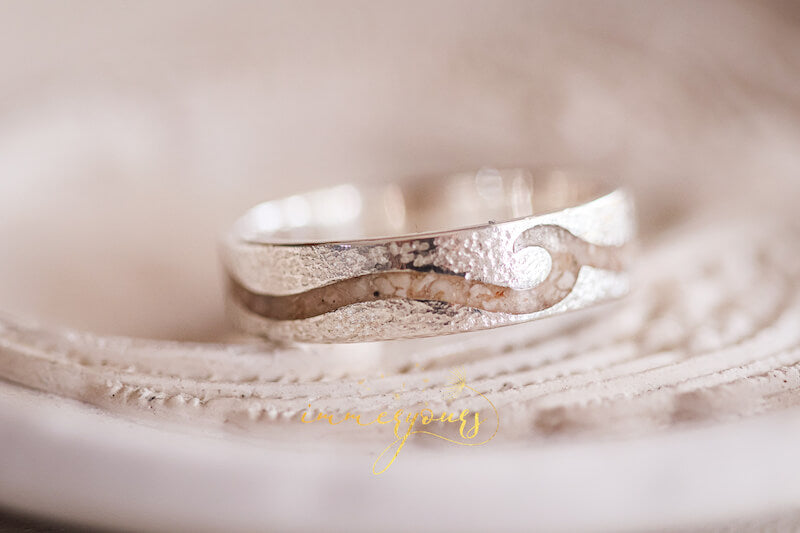Textured Memorial Ring with Precious Remains and Sand