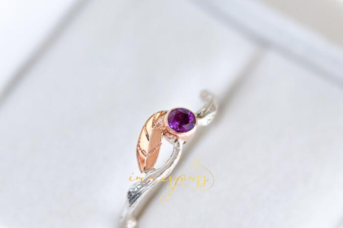 Keepsake-Ring-With Amethyst-and-Ashes